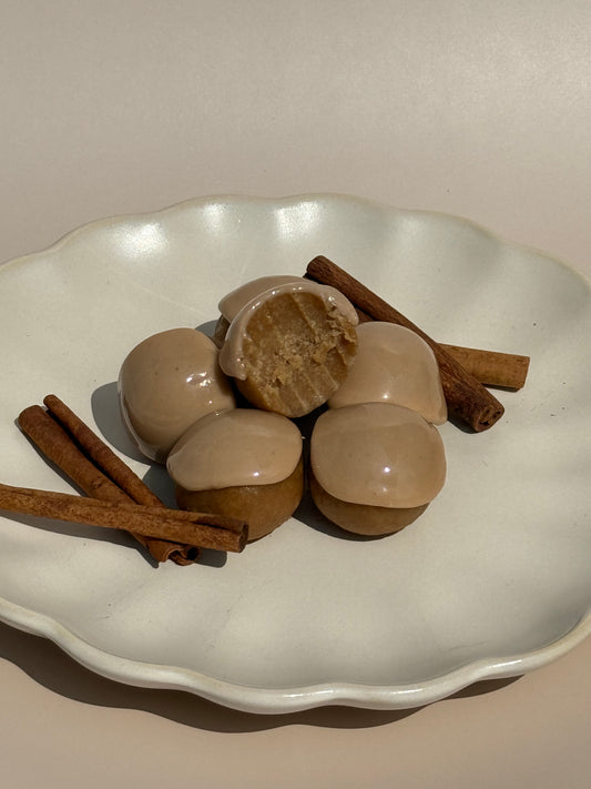 Molly's Chai Protein Energy Balls