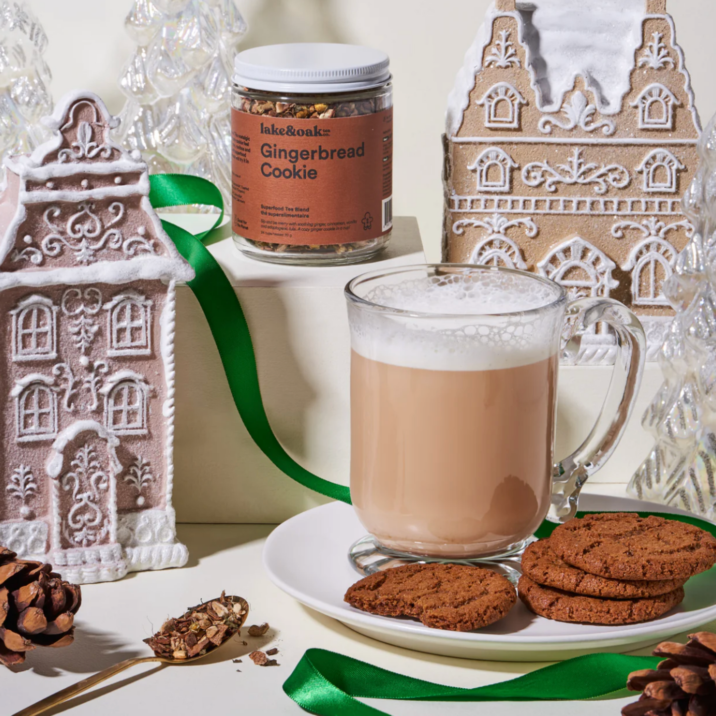 Lake & Oak Gingerbread Cookie Tea